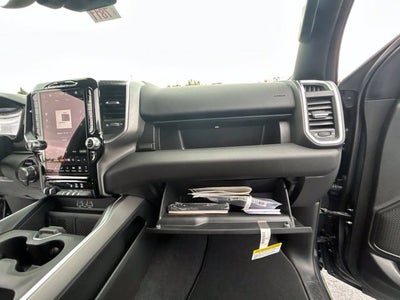 2027 RAM Ram 1500 RAM 1500 BIG HORN CREW CAB 4X4 5'7' BOX