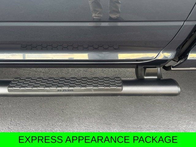 2027 RAM 2500 Black Express