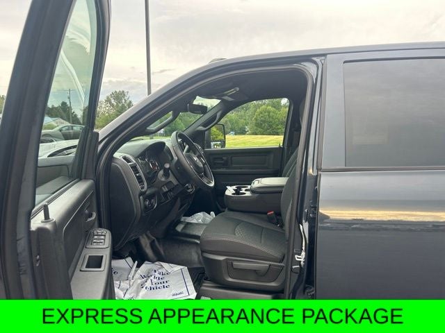 2027 RAM 2500 Black Express