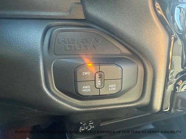 2026 RAM Ram 2500 RAM 2500 BLACK EXPRESS CREW CAB 4X4 6'4' BOX