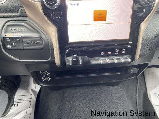 2024 RAM 2500 Laramie Crew Cab 4x4 6'4' Box