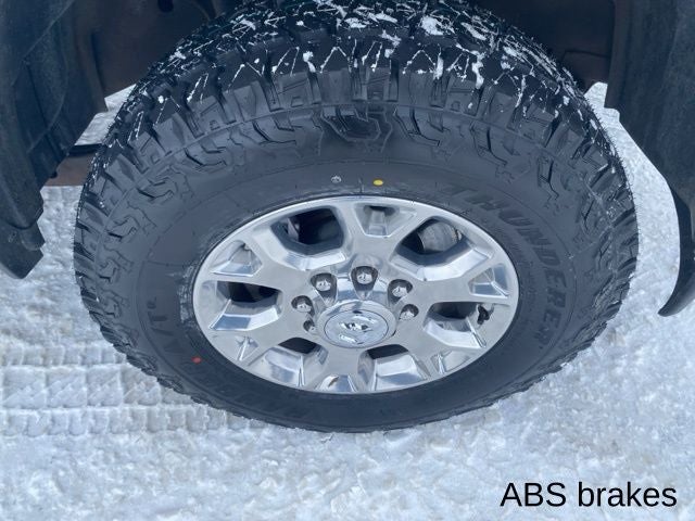 2024 RAM 2500 Laramie Crew Cab 4x4 6'4' Box