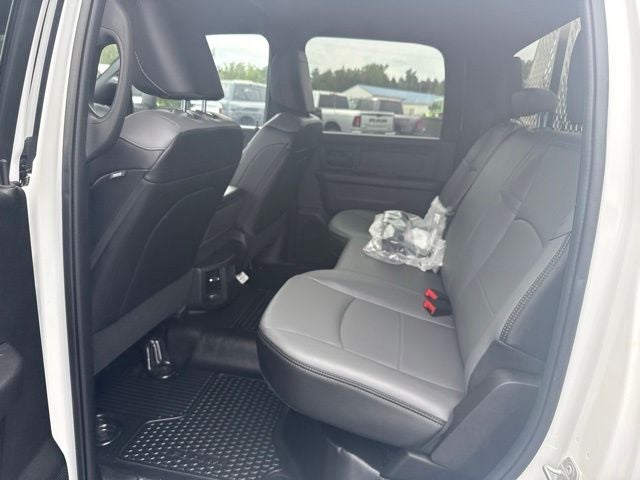 2024 RAM 2500 Tradesman Crew Cab 4x4 8' Box