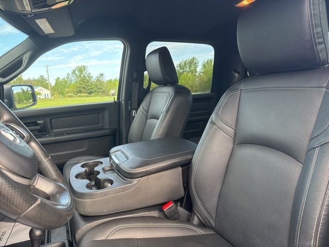 2022 RAM 2500 Tradesman Crew Cab 4x4 8' Box