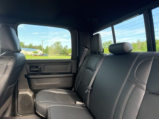 2022 RAM 2500 Tradesman Crew Cab 4x4 8' Box