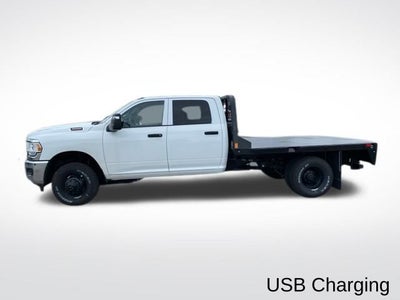 2024 RAM Ram 3500 Chassis Cab RAM 3500 TRADESMAN CREW CAB CHASSIS 4X4 60' CA