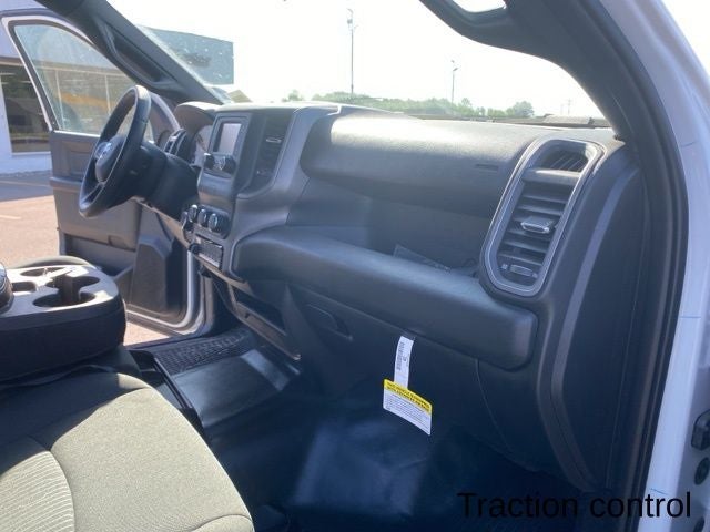 2024 RAM Ram 3500 Chassis Cab RAM 3500 TRADESMAN CREW CAB CHASSIS 4X4 60' CA