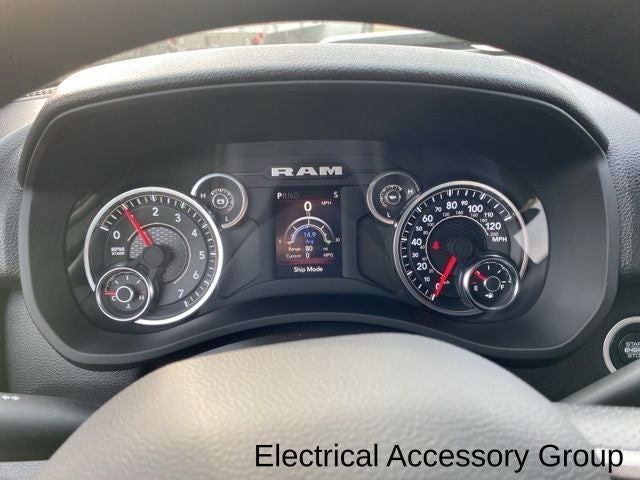 2024 RAM Ram 3500 Chassis Cab RAM 3500 TRADESMAN CREW CAB CHASSIS 4X4 60' CA