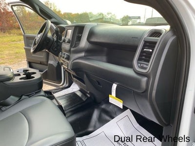 2024 RAM Ram 3500 Chassis Cab RAM 3500 TRADESMAN CREW CAB CHASSIS 4X4 60' CA