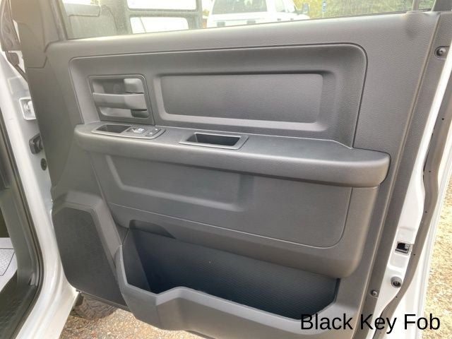 2024 RAM Ram 3500 Chassis Cab RAM 3500 TRADESMAN CREW CAB CHASSIS 4X4 60' CA