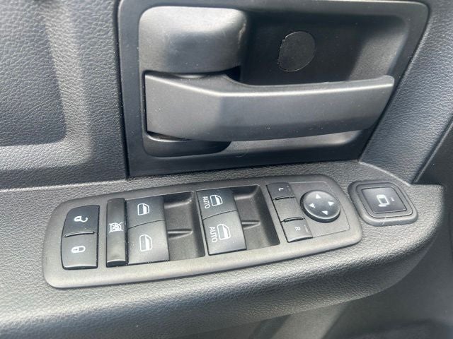 2024 RAM 3500 Chassis Tradesman/SLT/Laramie/Limited