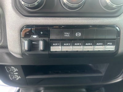 2024 RAM 3500 Chassis Tradesman/SLT/Laramie/Limited