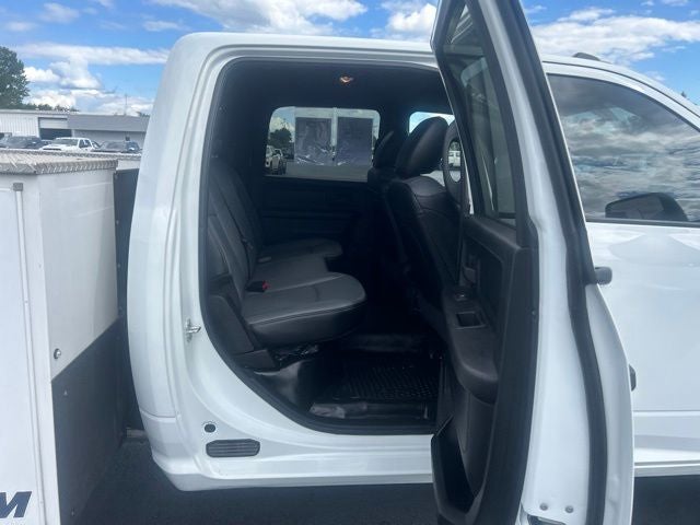 2024 RAM 3500 Chassis Tradesman/SLT/Laramie/Limited