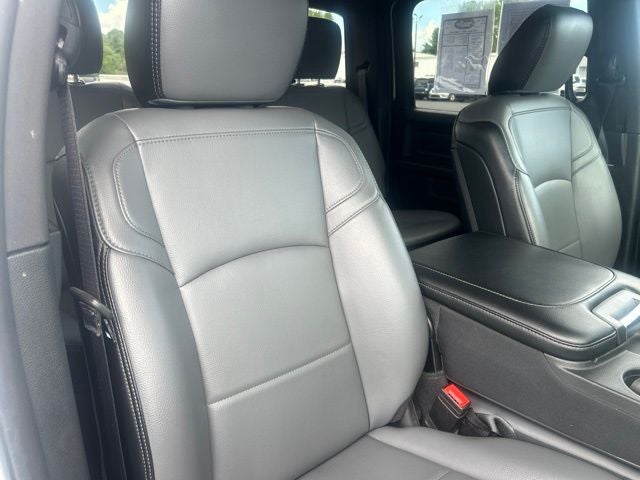 2024 RAM 3500 Chassis Tradesman/SLT/Laramie/Limited