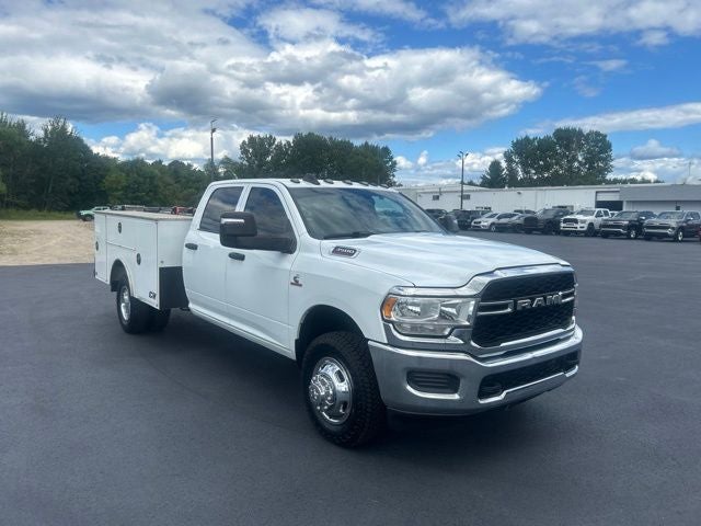 2024 RAM 3500 Chassis Tradesman/SLT/Laramie/Limited