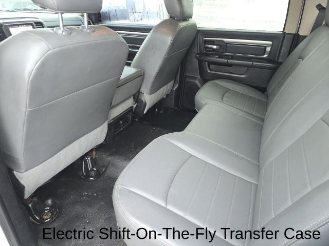 2018 RAM 3500 Chassis Tradesman/SLT/Laramie