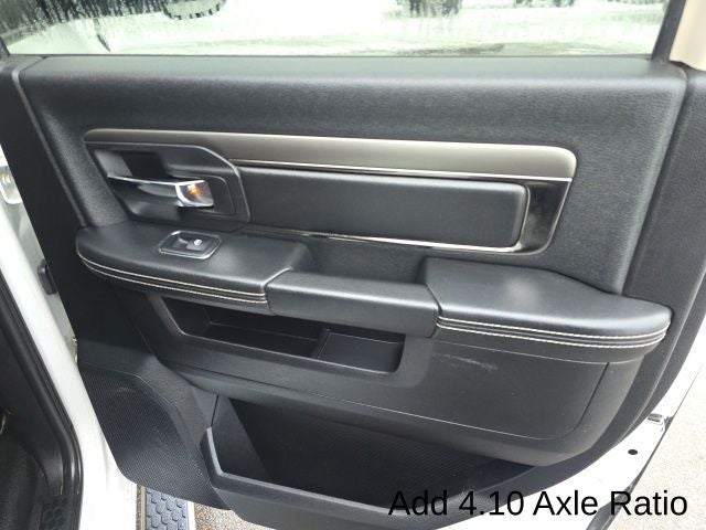 2018 RAM 3500 Chassis Tradesman/SLT/Laramie