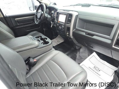 2018 RAM 3500 Chassis Tradesman/SLT/Laramie