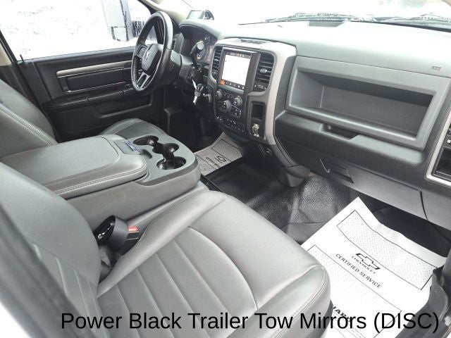 2018 RAM 3500 Chassis Tradesman/SLT/Laramie