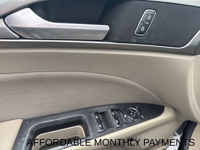 2019 Ford Fusion Hybrid SE