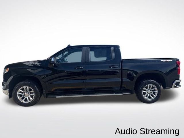 2022 Chevrolet Silverado 1500 4WD Crew Cab Standard Bed LT