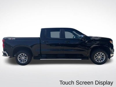 2022 Chevrolet Silverado 1500 4WD Crew Cab Standard Bed LT