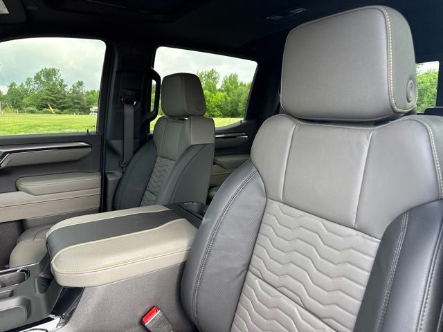 2026 Chevrolet Silverado 1500 4WD Crew Cab Short Bed ZR2