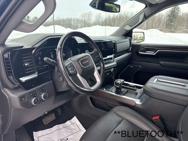 2022 GMC Sierra 1500 4WD Crew Cab Standard Box SLT