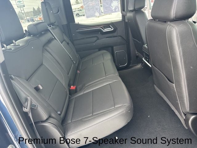 2022 GMC Sierra 1500 4WD Crew Cab Standard Box SLT