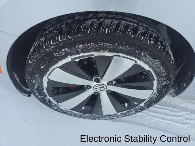 2013 Volkswagen Beetle Convertible 2.0T