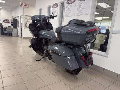 2024 INDIAN Pursuit Dark Horse