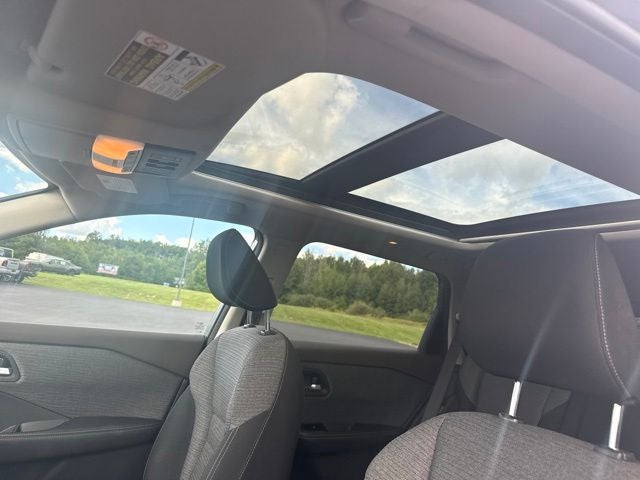 2021 Nissan Rogue SV FWD