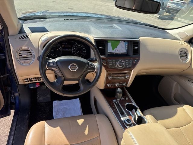 2017 Nissan Pathfinder Platinum