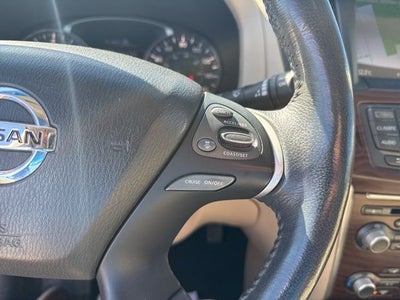 2017 Nissan Pathfinder Platinum