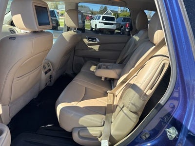2017 Nissan Pathfinder Platinum