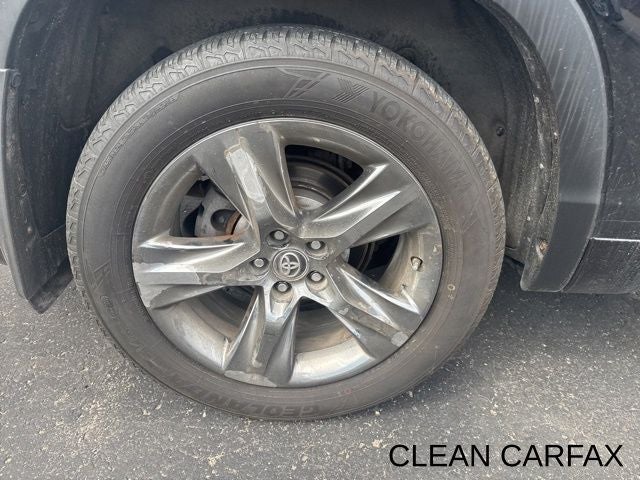 2018 Toyota Highlander Base