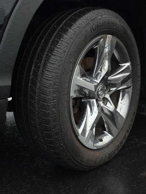 2018 Toyota Highlander Base