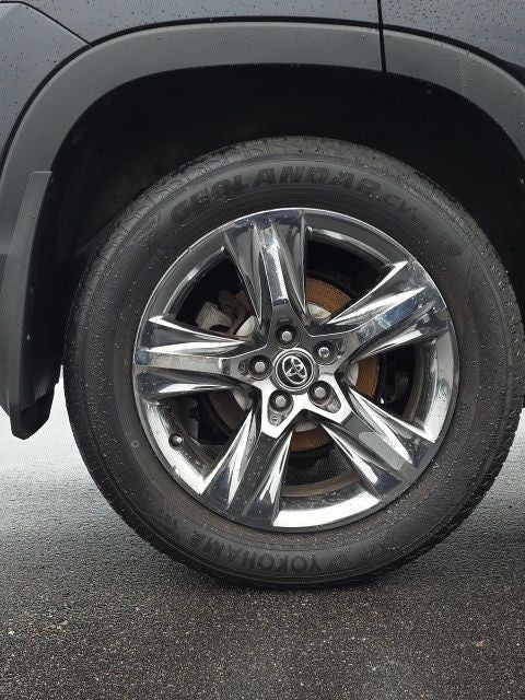 2018 Toyota Highlander Base