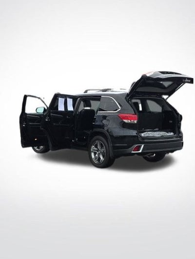 2018 Toyota Highlander Base