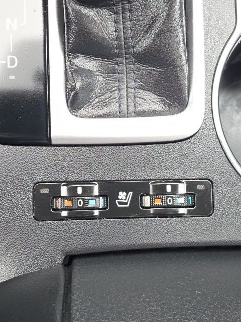 2018 Toyota Highlander Base