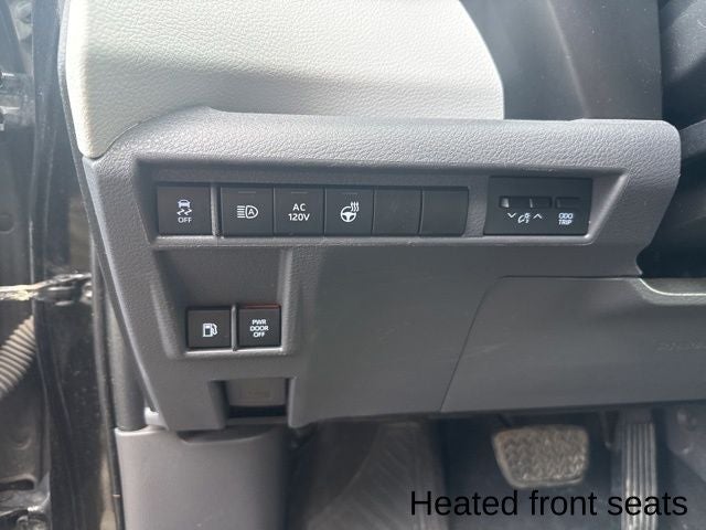 2021 Toyota Sienna LE