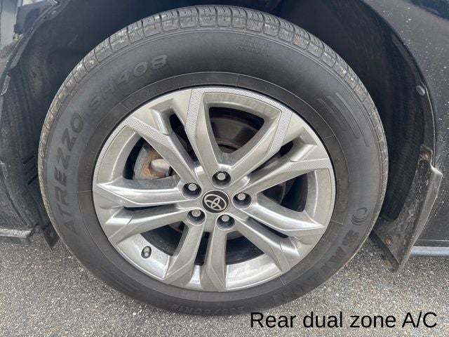 2021 Toyota Sienna LE