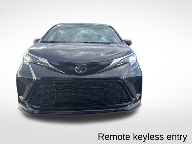 2021 Toyota Sienna LE