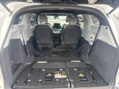 2021 Toyota Sienna LE