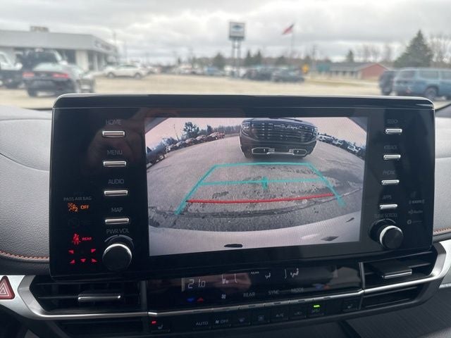 2021 Toyota Sienna LE