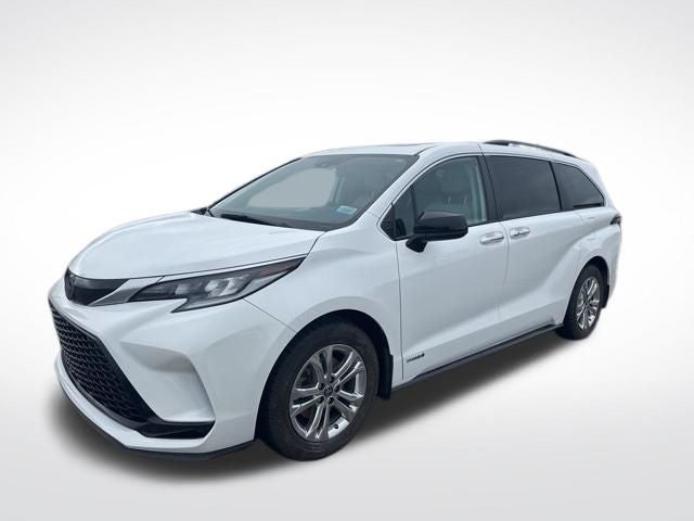 2021 Toyota Sienna LE