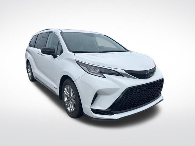 2021 Toyota Sienna LE