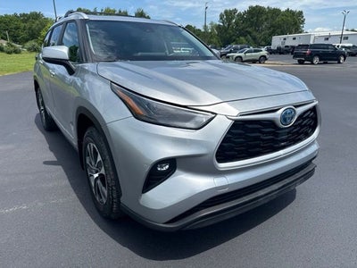 2023 Toyota Highlander Hybrid XLE