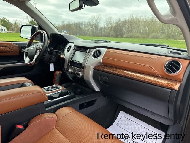 2019 Toyota Tundra SR5 5.7L V8
