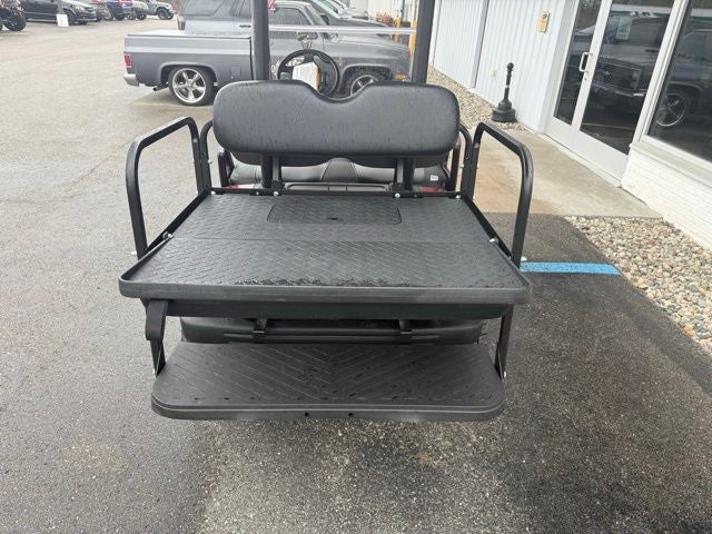 2022 Yamaha Golf Cart GAS LIFTED
